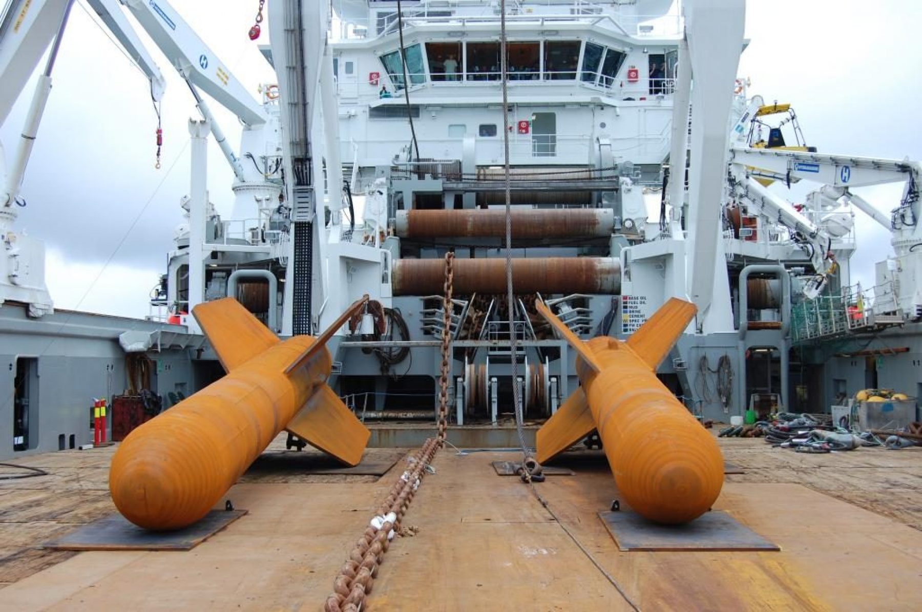 Anchors On Deck Of The Installation Vessel Island Vanguard 1 1024x680 1800x1195 1